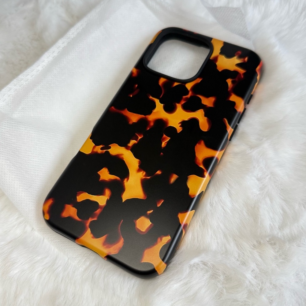 NWOT iPhone 16 Pro Max tortoise print cell phone case